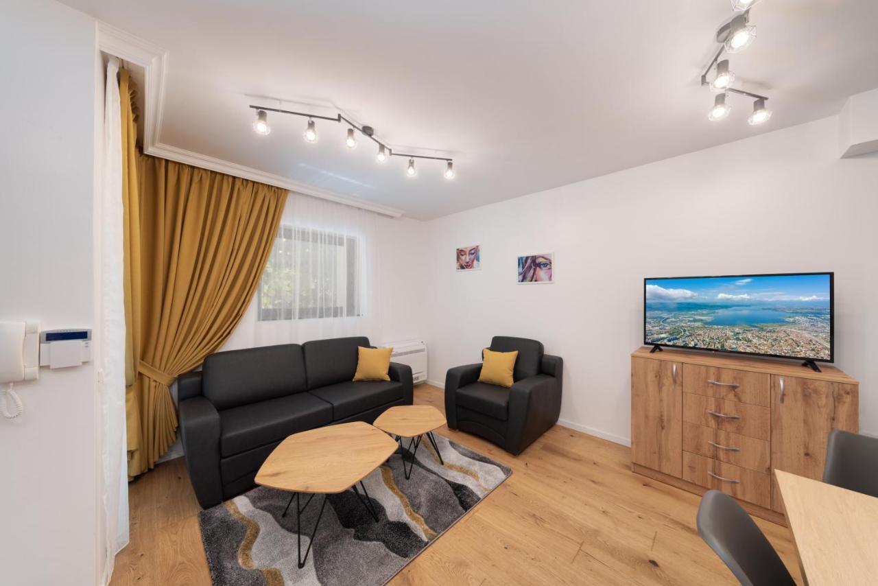 Varna Smart Home Apartments Bagian luar foto